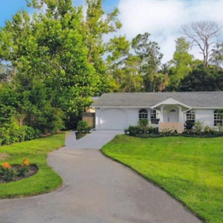 Cheerfull 4/Bed/ 3 Bath / Pool / Best Location Naples Exterior photo