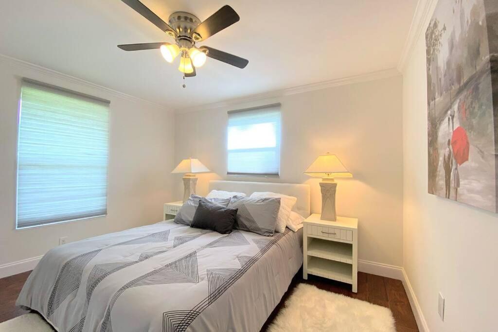 Cheerfull 4/Bed/ 3 Bath / Pool / Best Location Naples Exterior photo